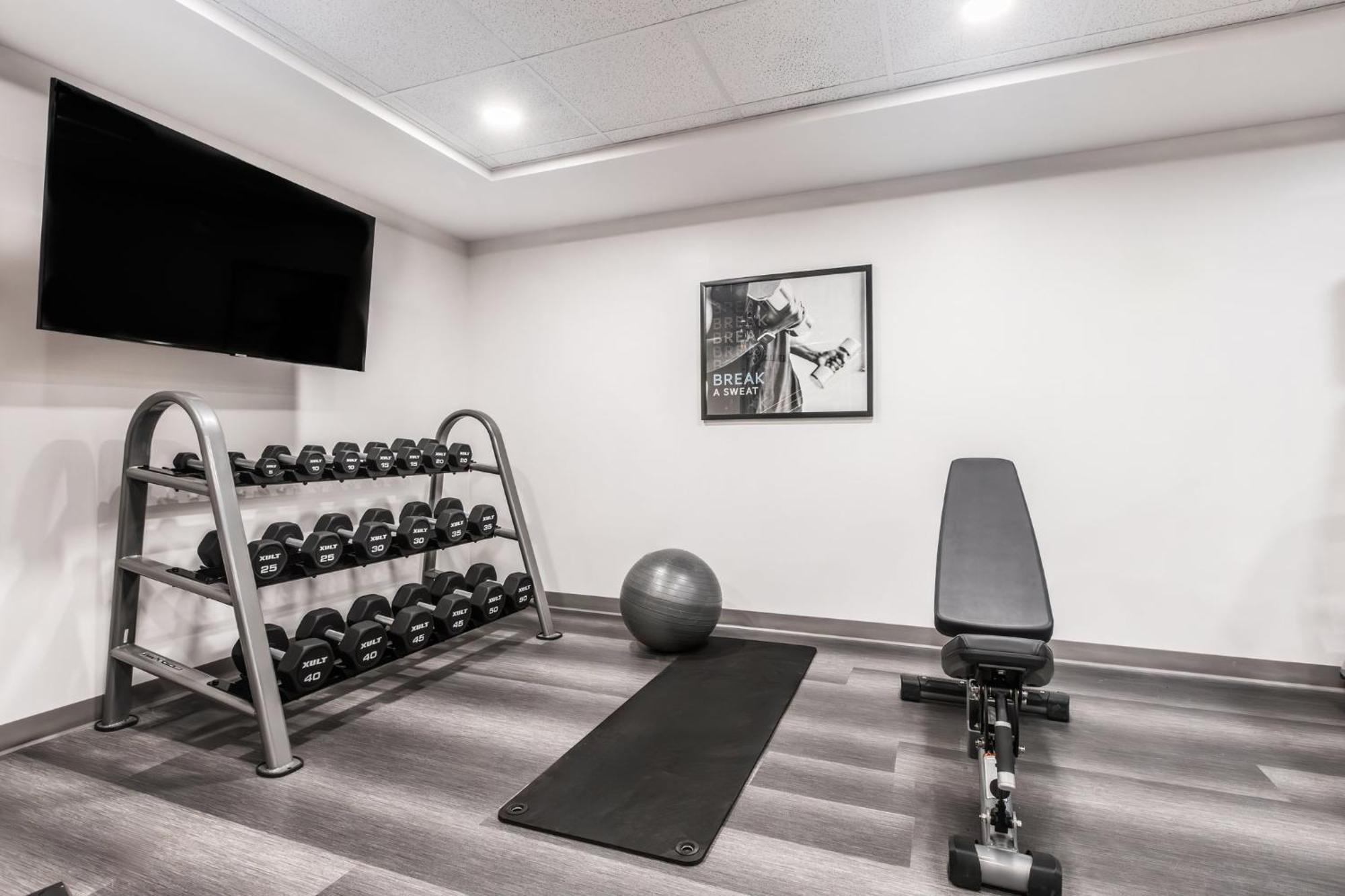 Staybridge Suites - Dawson Creek By Ihg Екстериор снимка
