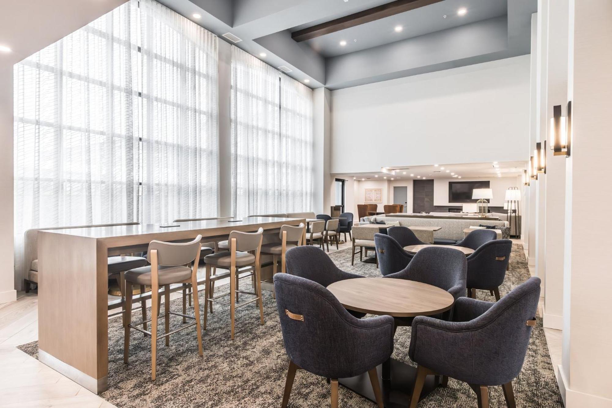 Staybridge Suites - Dawson Creek By Ihg Екстериор снимка