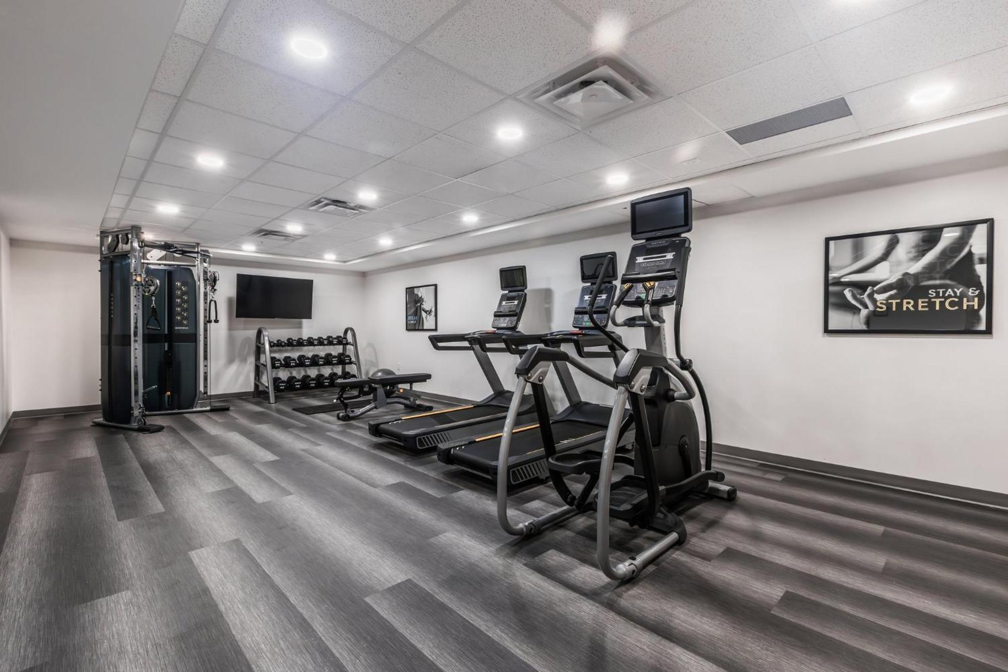 Staybridge Suites - Dawson Creek By Ihg Екстериор снимка