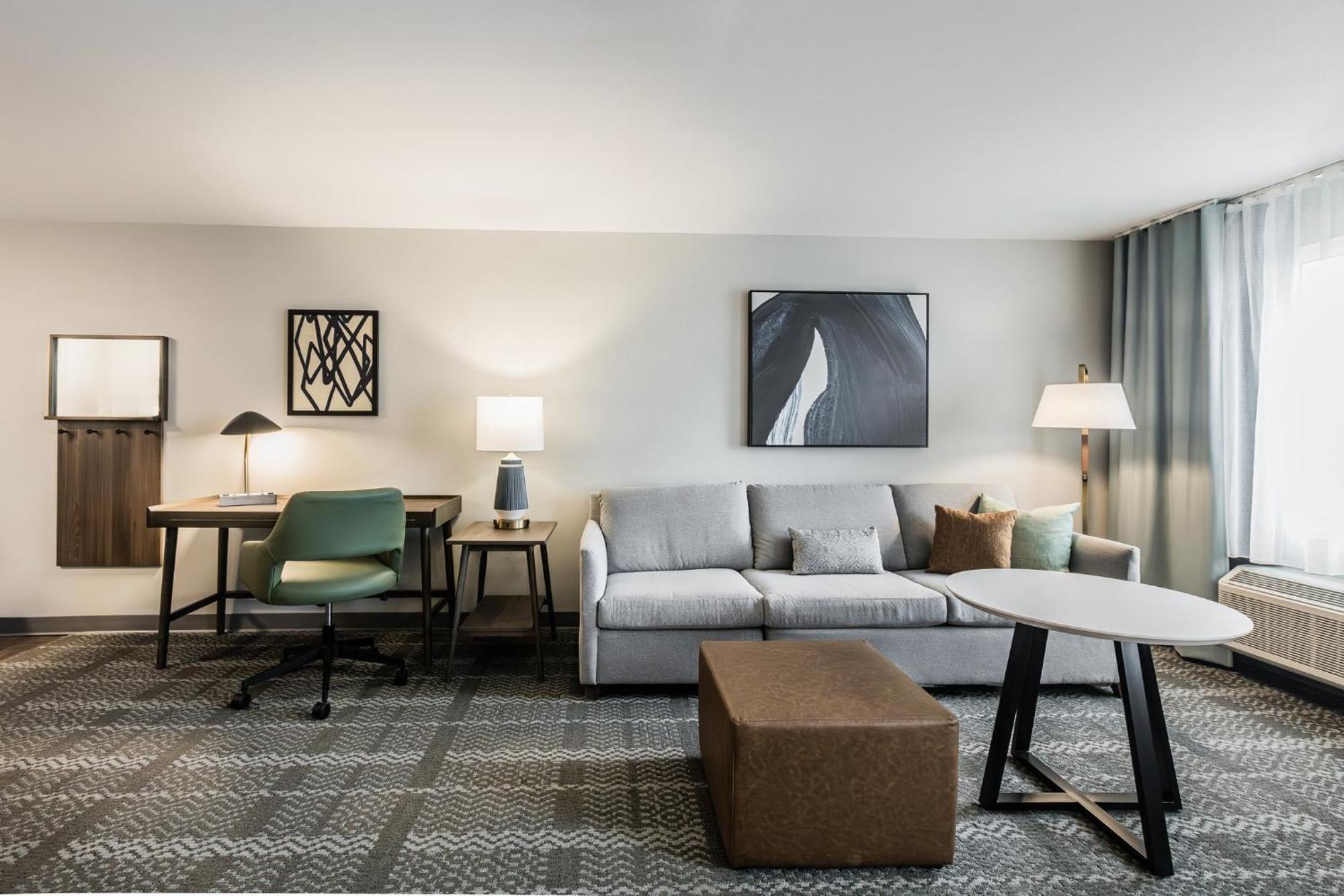 Staybridge Suites - Dawson Creek By Ihg Екстериор снимка