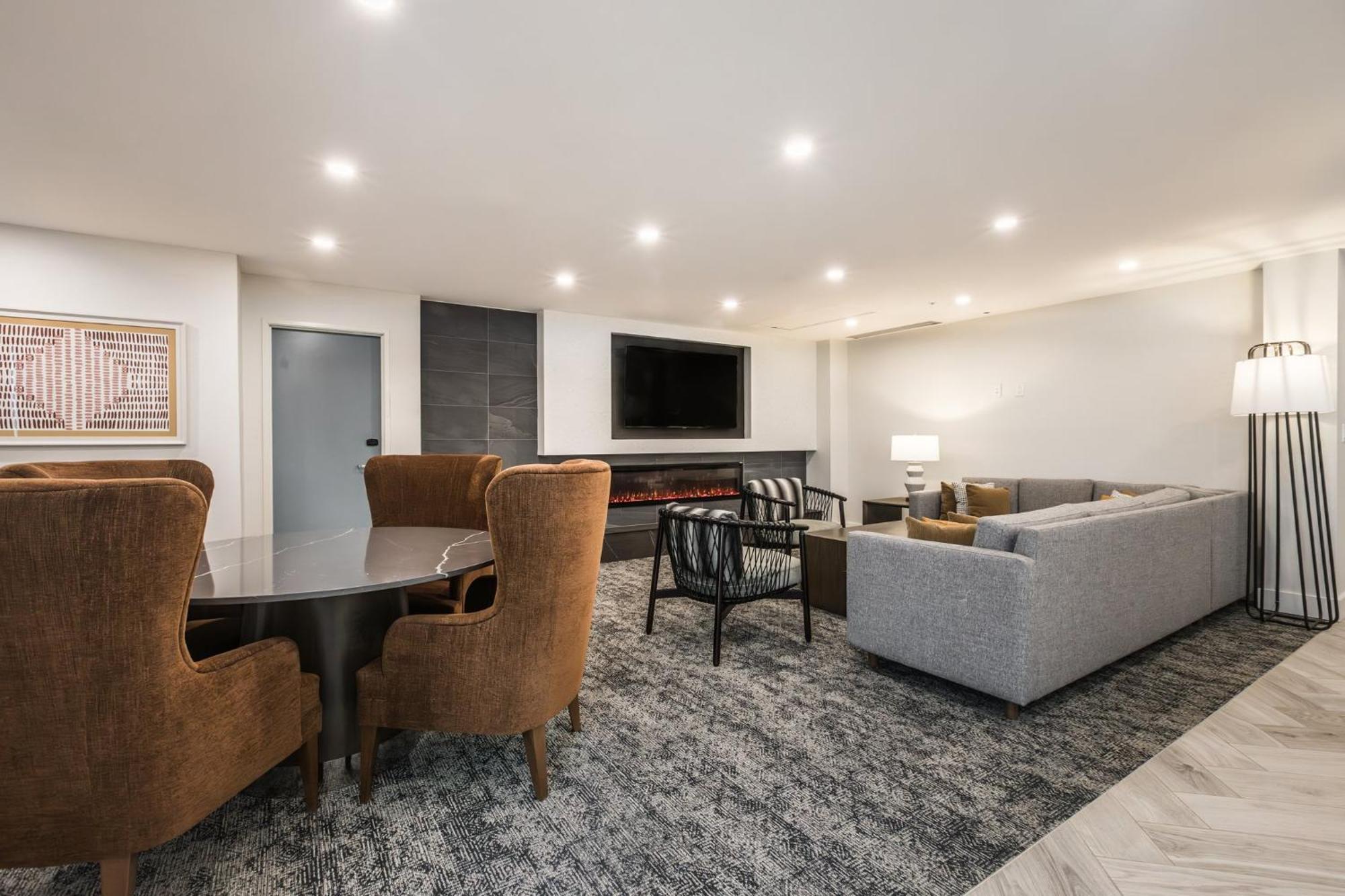 Staybridge Suites - Dawson Creek By Ihg Екстериор снимка