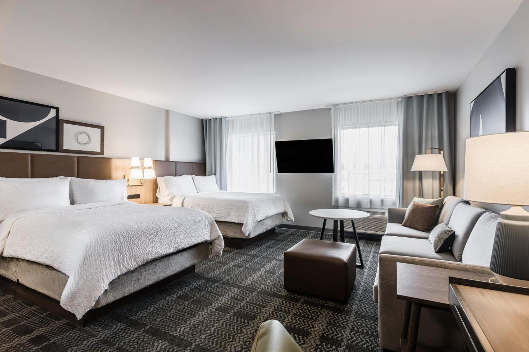 Staybridge Suites - Dawson Creek By Ihg Екстериор снимка