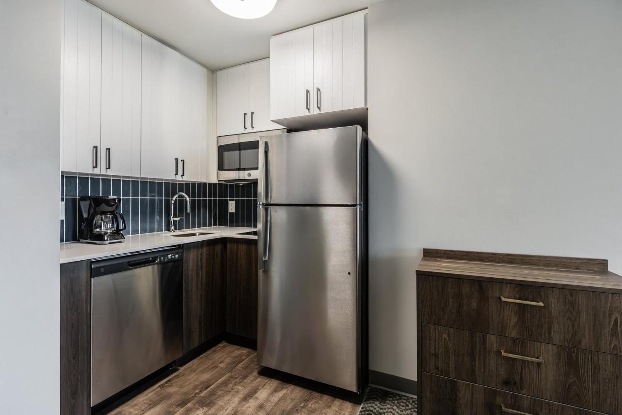 Staybridge Suites - Dawson Creek By Ihg Екстериор снимка